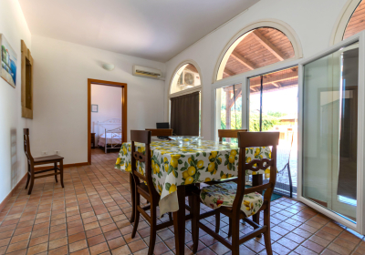 Casa Vacanze Appartamento Housevillas Casa Maris Garden View